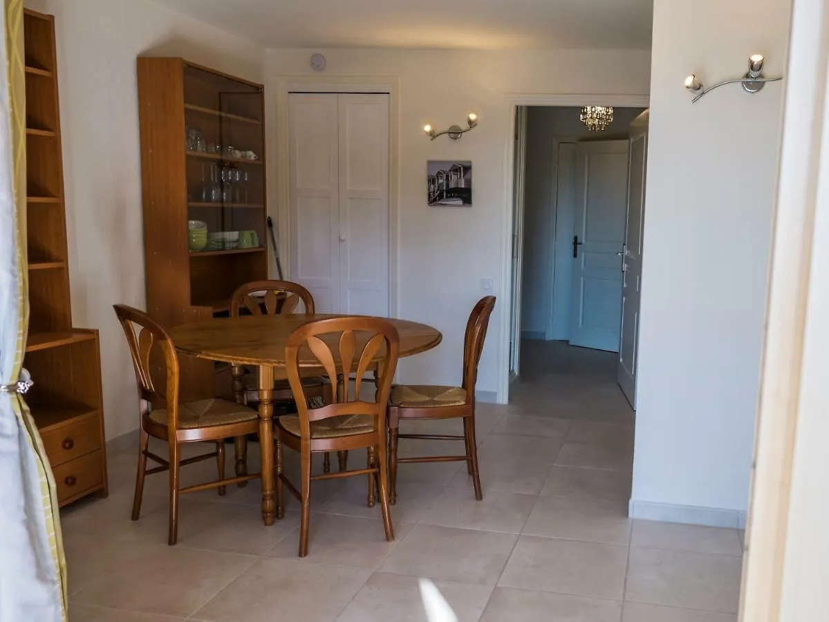 Le Privilege Location Du Samedi Au Samedi Uniquement Apartment Saint-Raphael  0*, Saint-Raphael (Var)